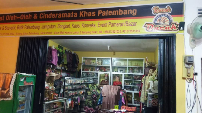 5 Rekomendasi Tempat Oleh-Oleh di Palembang, Pempek Pasti Ada!