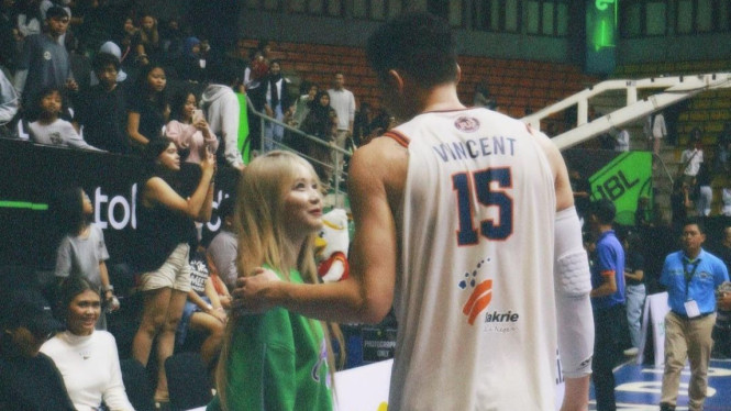 Instagram/ @nitavior