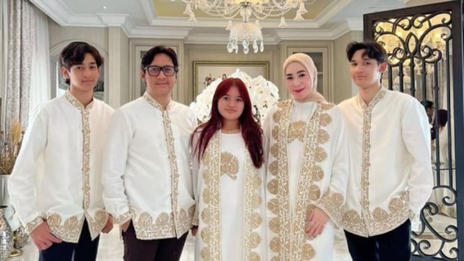 Instagram @andreastaulany