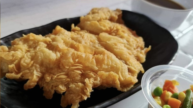 olivefriedchicken.kak/instagram