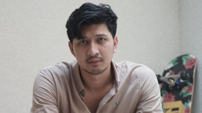 Instagram @real_aditya1