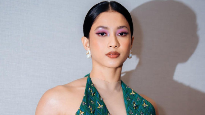 Instagram/aghninyhaque 