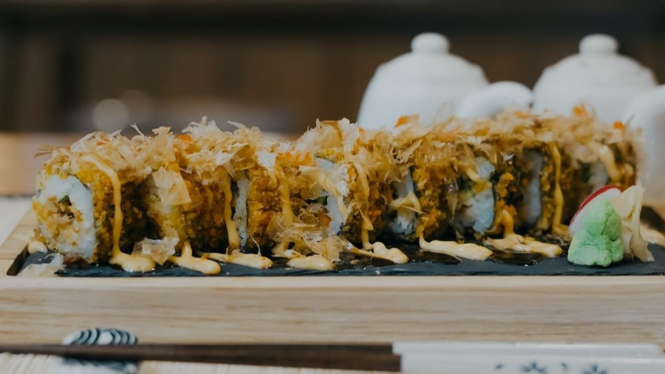 5-rekomendasi-tempat-makan-sushi-bersertifikat-halal