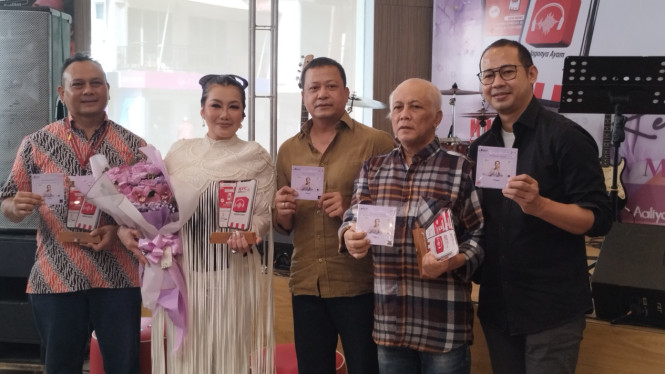 IntipSeleb/ Wahyu Firmansyah