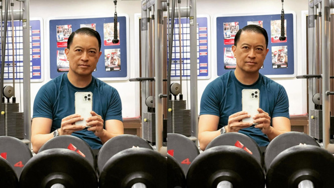 tomlembong/instagram