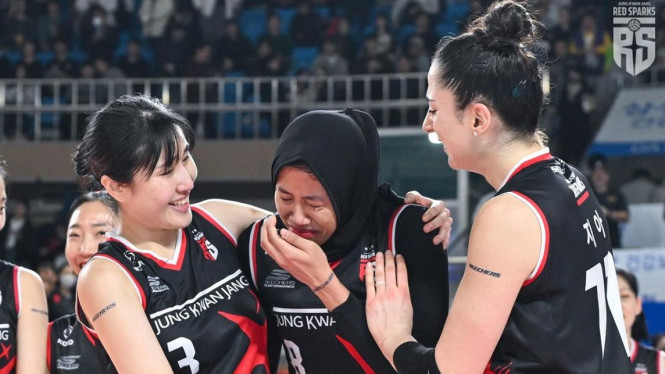 Instagram/ @red__sparks