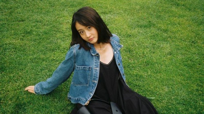 Instagram @___shindyhuang