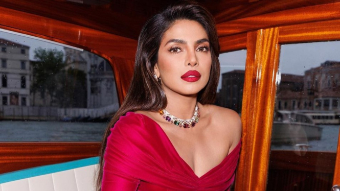 Priyanka Chopra Diminta Tunjukan Celana Dalamnya ke Sutradara