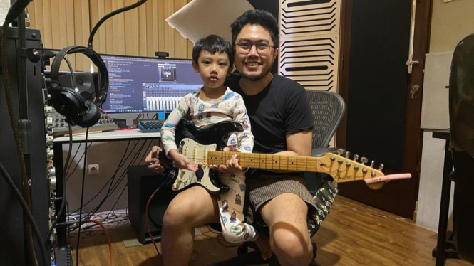 Instagram/ @anggerdimas