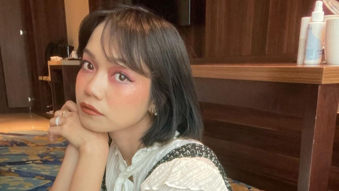 Instagram/ @kittendust