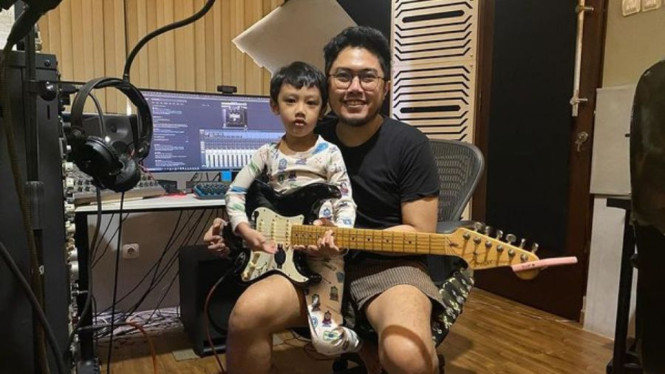 Instagram @anggerdimas