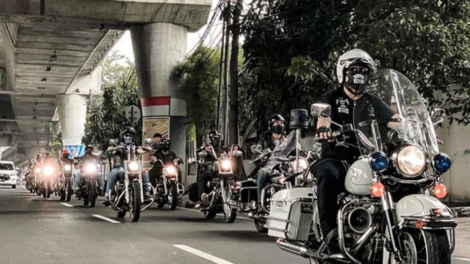 Instagram @indrowarkop_asli