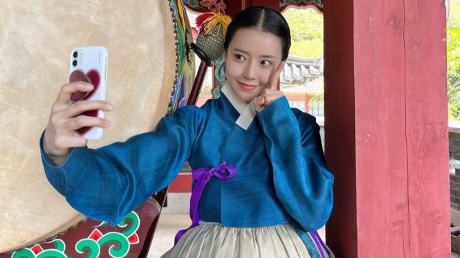 Instagram/ @bonheur_sinhye_may