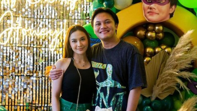 Instagram @rizkyfbian