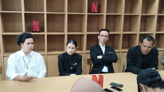 IntipSeleb/ Wahyu Firmansyah