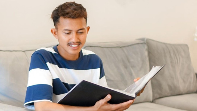 Instagram/ @galihloss