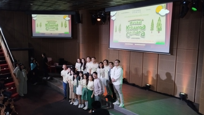 IntipSeleb/ Wahyu Firmansyah