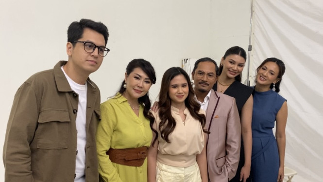 Julita Robiatul/IntipSeleb