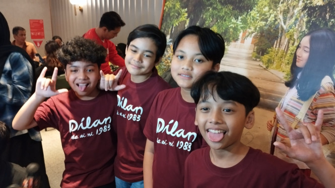 IntipSeleb/ Wahyu Firmansyah