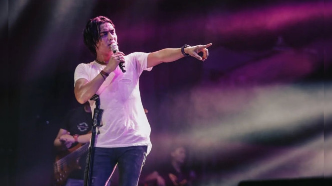 Instagram @officialsetiaband