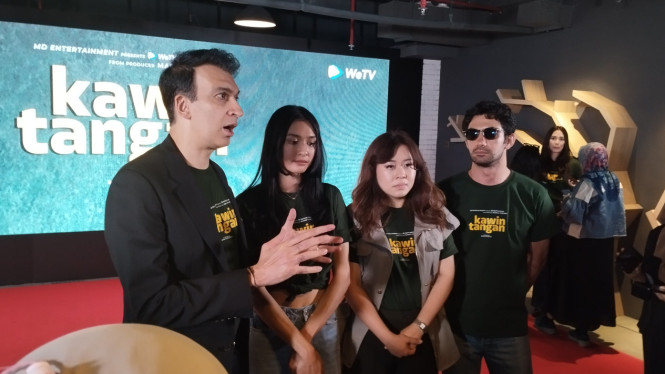 IntipSeleb/ Wahyu Firmansyah