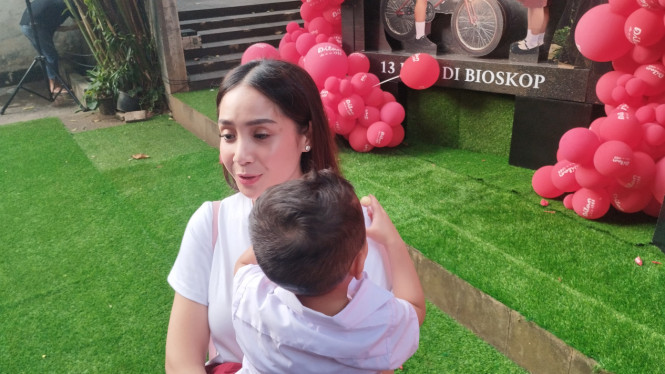 IntipSeleb/ Wahyu Firmansyah