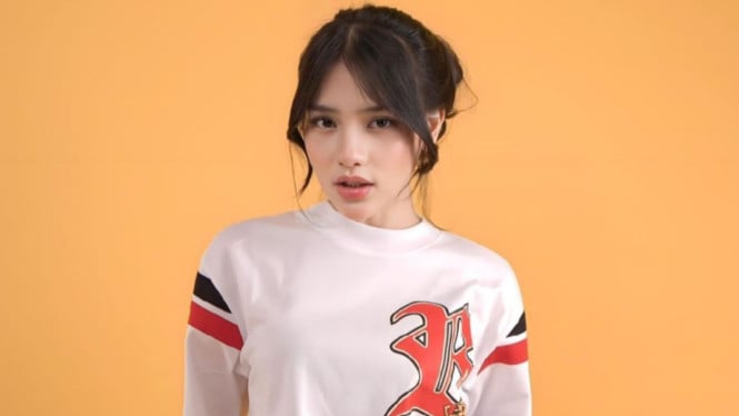 Instagram/davinaakaramoy 