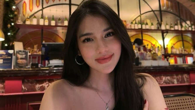 Instagram/davinaakaramoy 