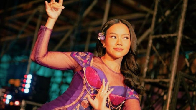 Instagram @yurayunita