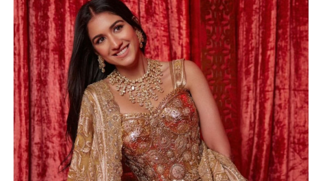 Instagram @radhikamerchant_