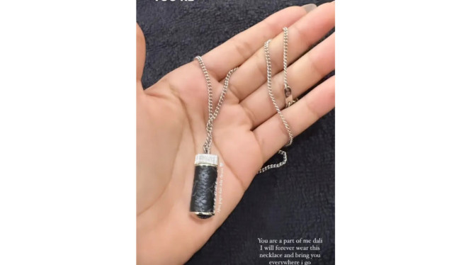 Instagram @jennifercoppenreal