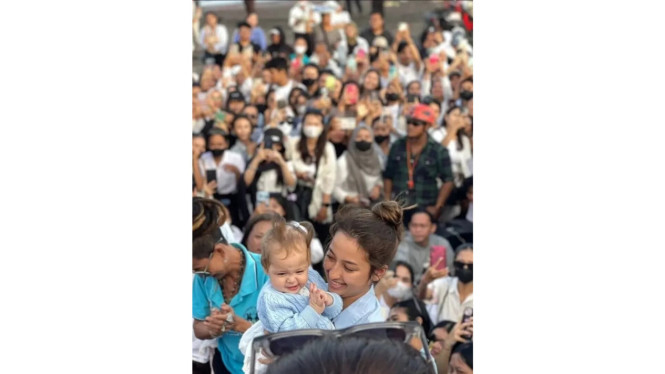 Instagram @jennifercoppenfanbase