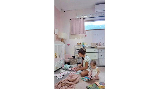 Instagram @jennifercoppenreal