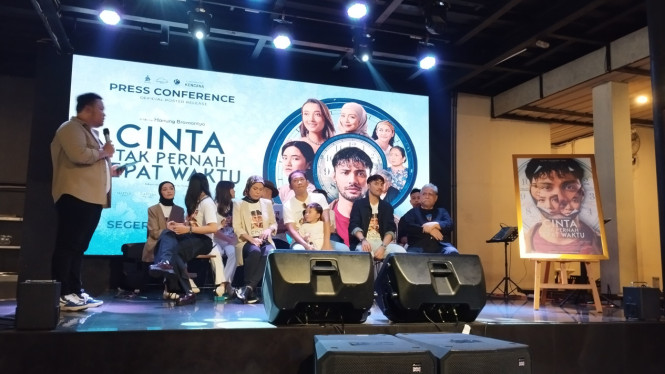 IntipSeleb/Wahyu Firmansyah