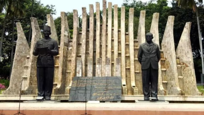 logo Jakarta Tourism