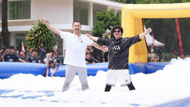 Instagram/ @raffinagita1717