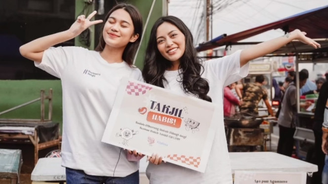 Instagram/ @rachelvennya