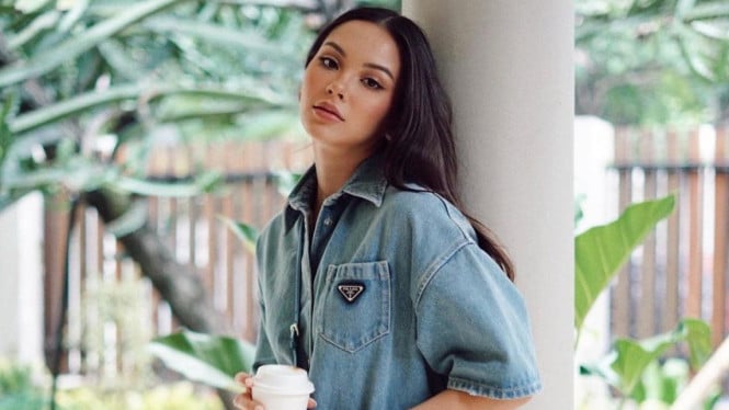 Instagram/ @alyssadaguise