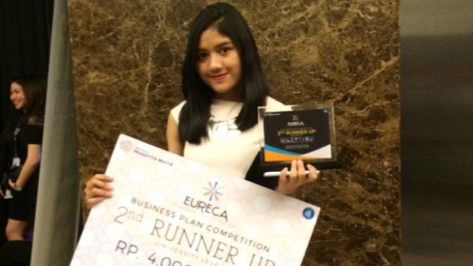 Instagram @erinagudono