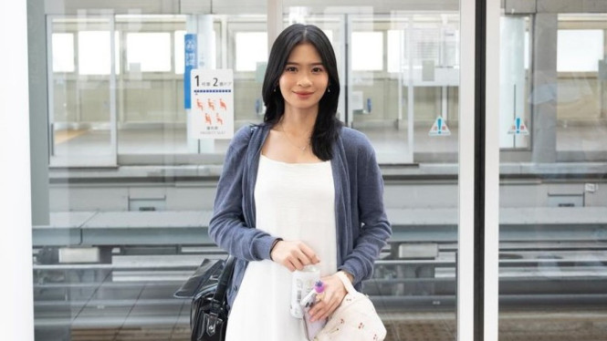 Instagram/ @jkt48.flora