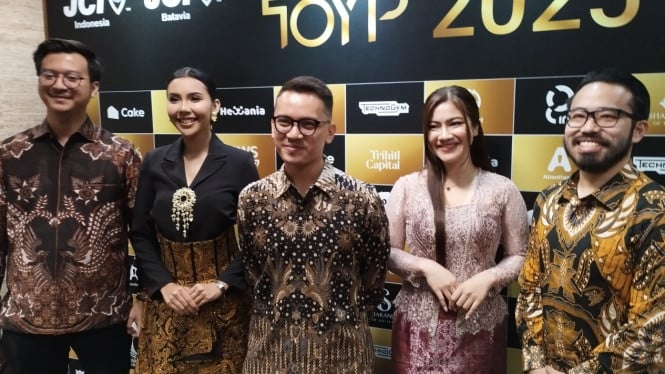 IntipSeleb/Wahyu Firmansyah