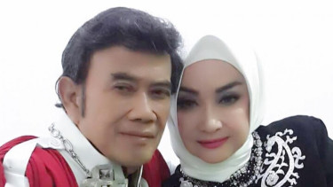 Ngegombal Diatas Panggung, Rhoma Irama Buat Wajah Ricca Rachim Merah