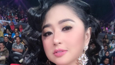 Kakak Kandung Dewi Perssik Buat Pengaduan ke KPI, Soal Apa?