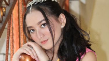 Penyanyi Cantik Ines Balladiva Tak Menyesal Terjun ke Dangdut