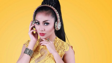 DJ Ay Dituding Umbar Keseksian Lewat Video Klip Ingin Bercinta