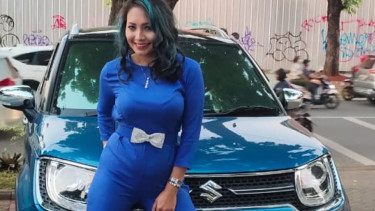 Diam-diam DJ Seksi Ayunia Kepincut Mobil Alphard