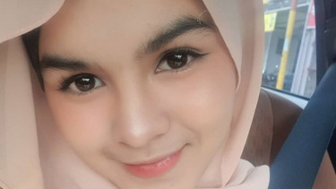 Menguak Sosok Neng Nada Wanita Cantik di Antara Rizki Ridho