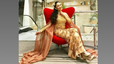 7 Foto Imey Mey 'Cabe Cabean', Dulu Tampak Aurat Kini Bikin Kaget