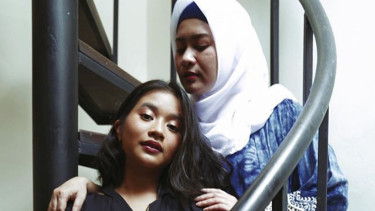 Bagai Pinang Dibelah Dua, Anak Biduan ini Persis Sang Ibu
