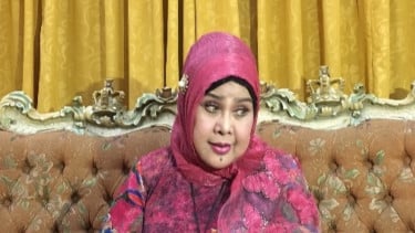 Geger! Pengakuan Elvy Sukaesih Serahkan Gelar Ratu Dangdut